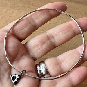VINTAGE 925 STERLING SILVER BANGLE BRACELET WITH STERLING DANGLING CHARM